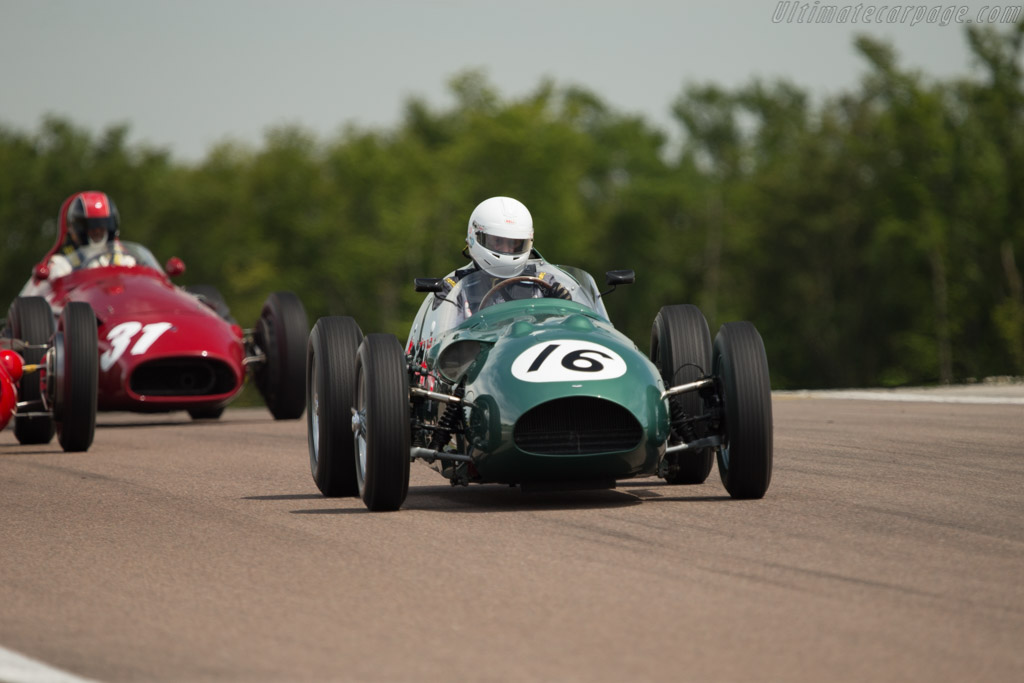Aston Martin DBR4 - Chassis: DBR4/4  - 2014 Grand Prix de l'Age d'Or