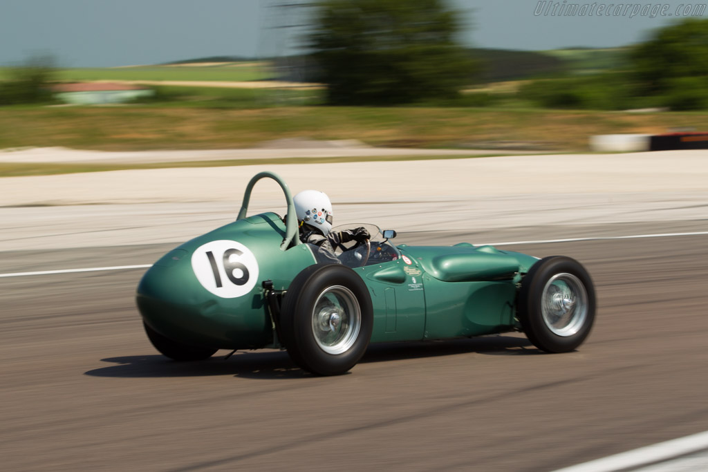 Aston Martin DBR4 - Chassis: DBR4/4  - 2015 Grand Prix de l'Age d'Or