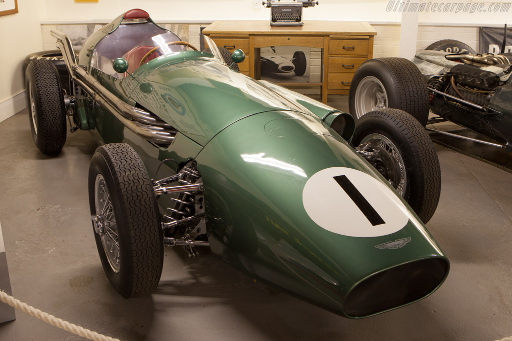Aston martin dbr4