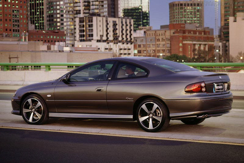 Holden Monaro CV8-R