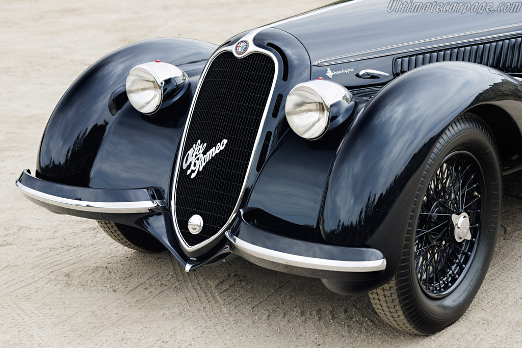 Alfa Romeo 8C 2900B Lungo Touring Spider