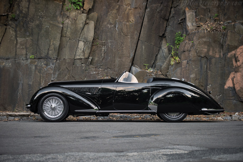 Alfa Romeo 8C 2900B Lungo Touring Spider