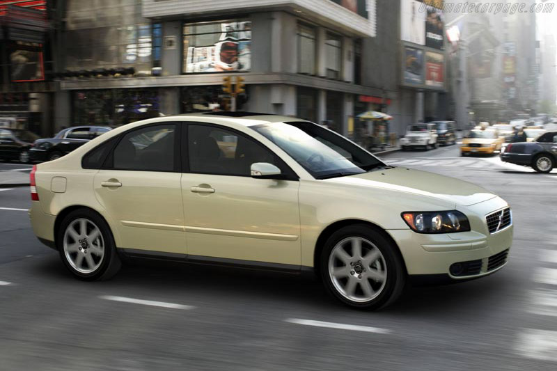 Volvo S40 T5