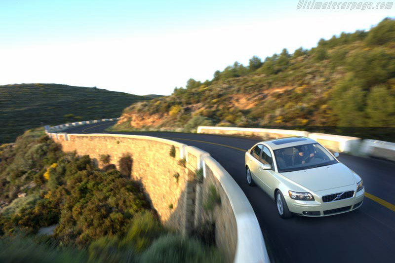 Volvo S40 T5