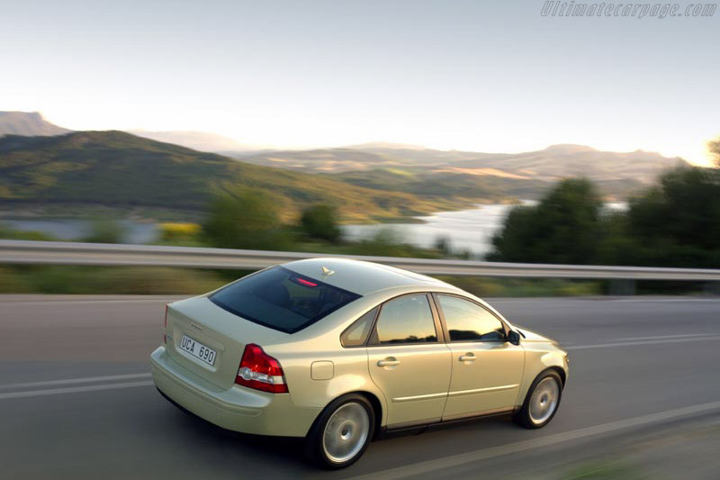 Volvo S40 T5