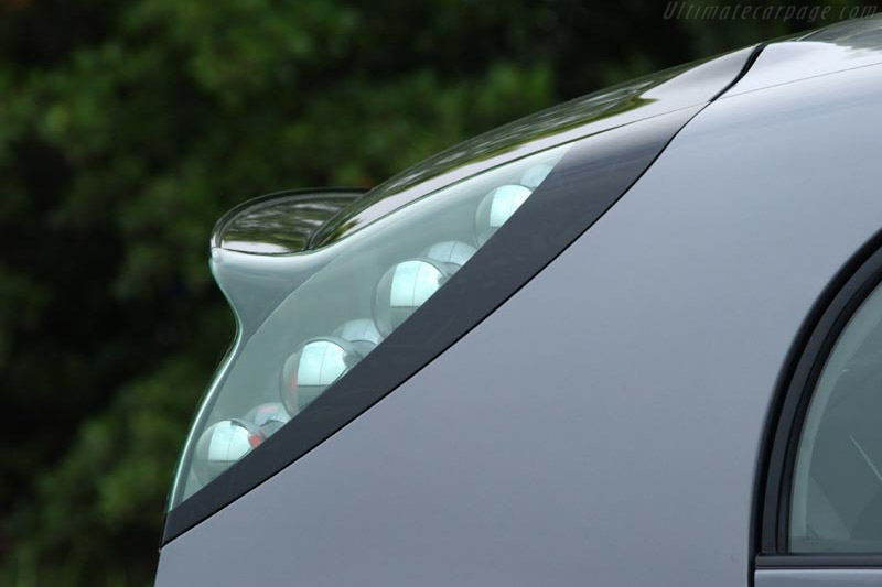 Mitsubishi i