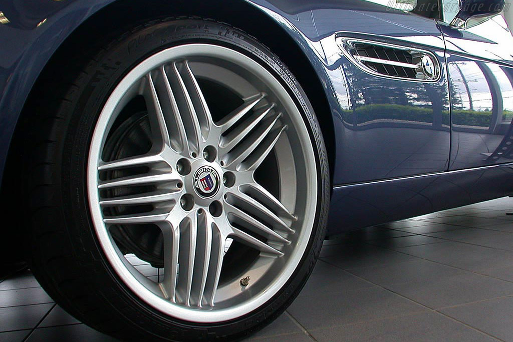 Alpina Roadster V8