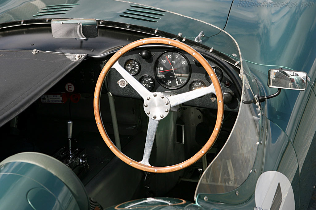Aston Martin DBR2 - Chassis: DBR2/1  - 2006 Silverstone Classic