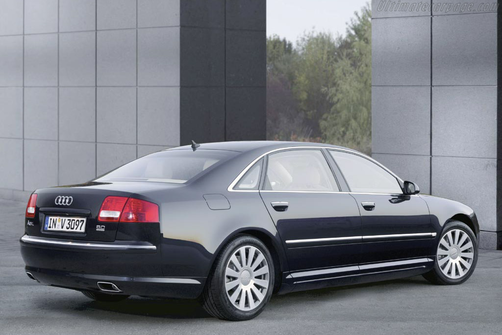 Audi A8 L 6.0 Quattro