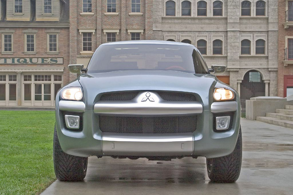 Mitsubishi Sport Truck Concept