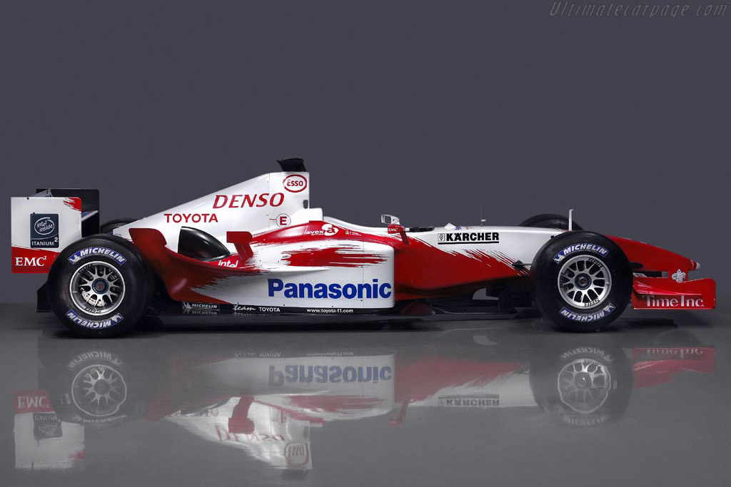 Toyota TF104