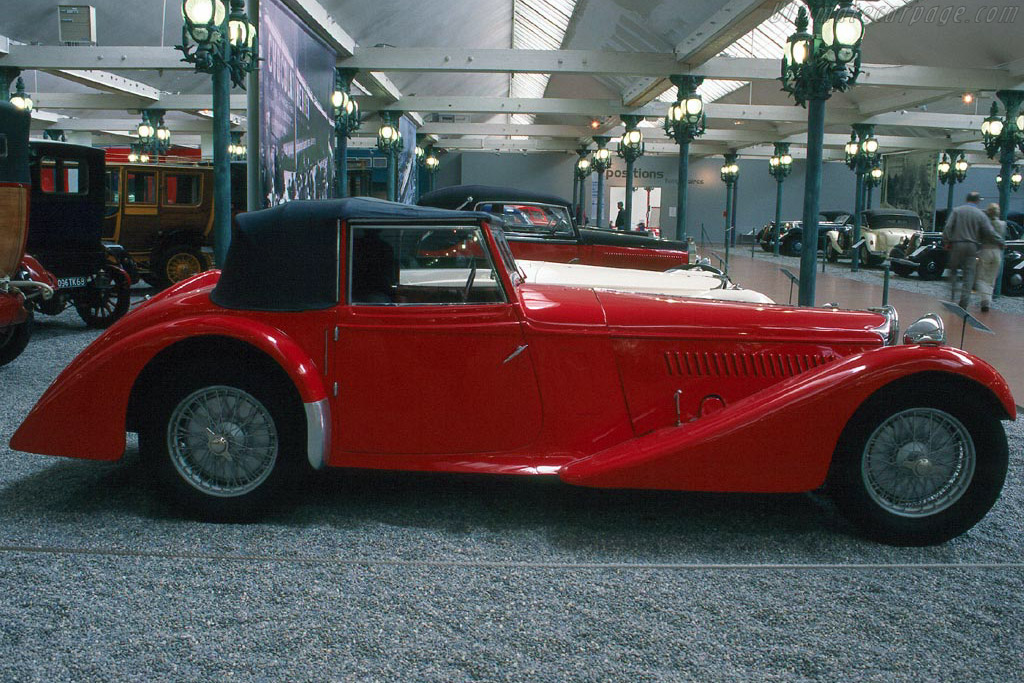 Bugatti Type 57 S Vanden Plas Drophead Coupe