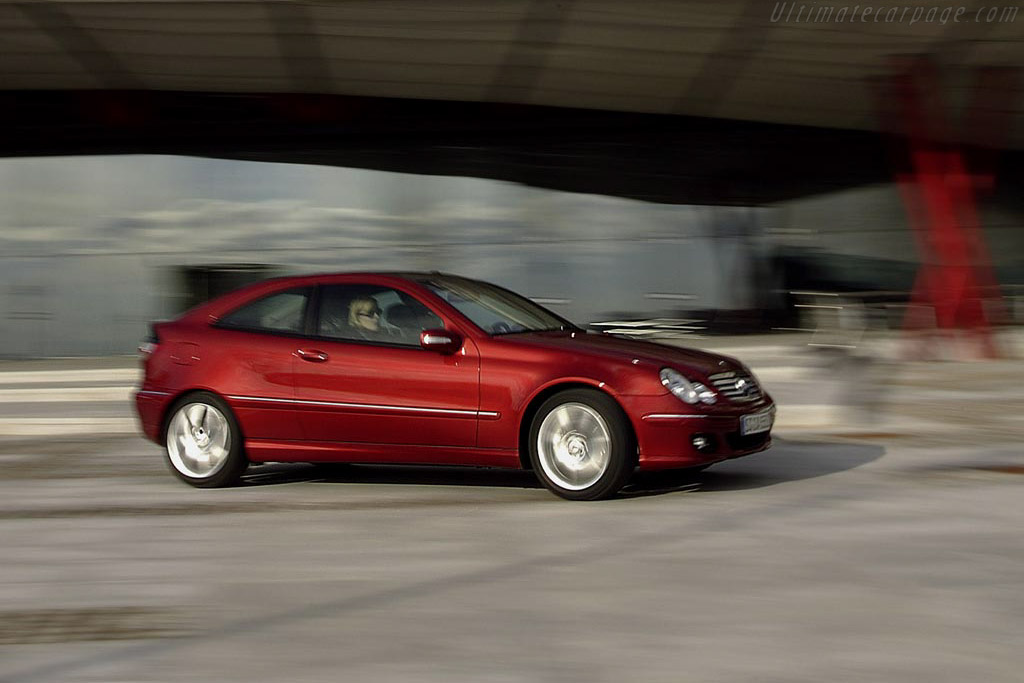 Mercedes-Benz C 200 CGI SC