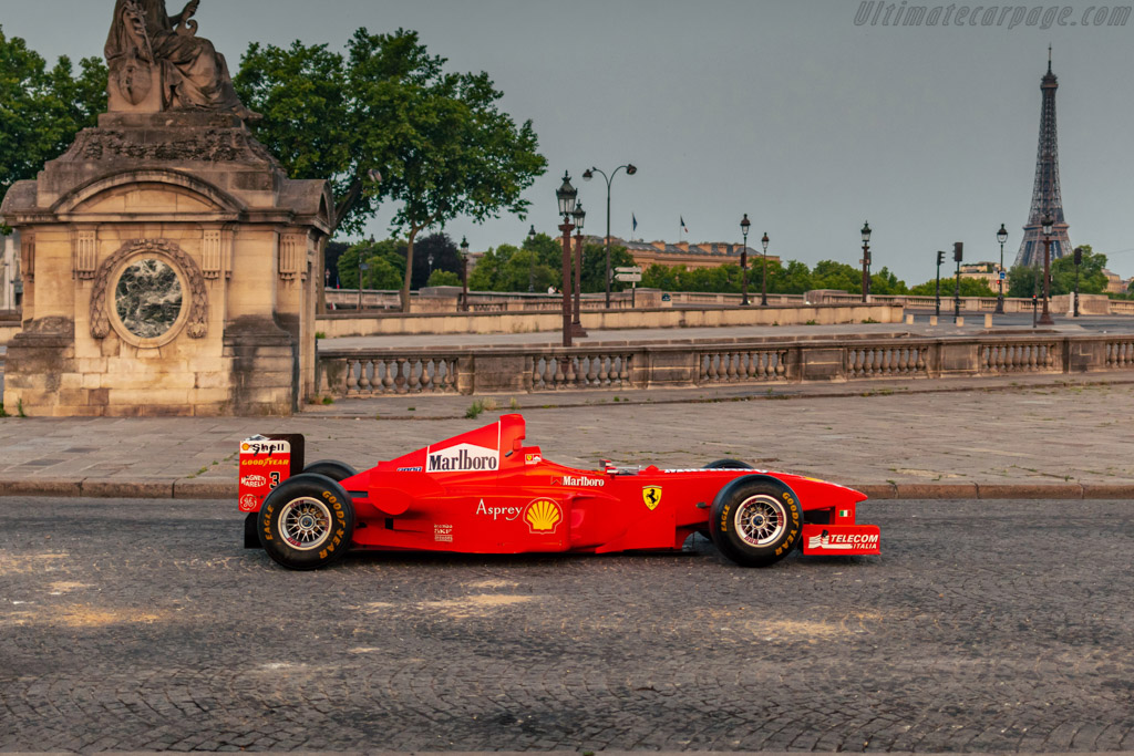 Ferrari F300