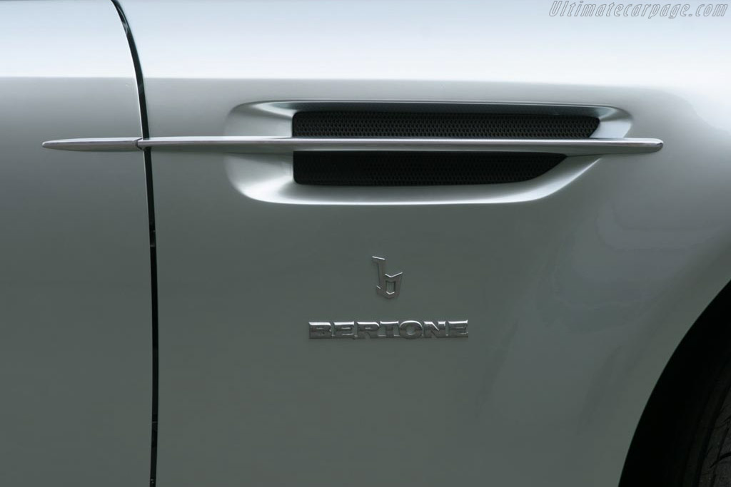 Aston Martin Vanquish Bertone Jet 2
