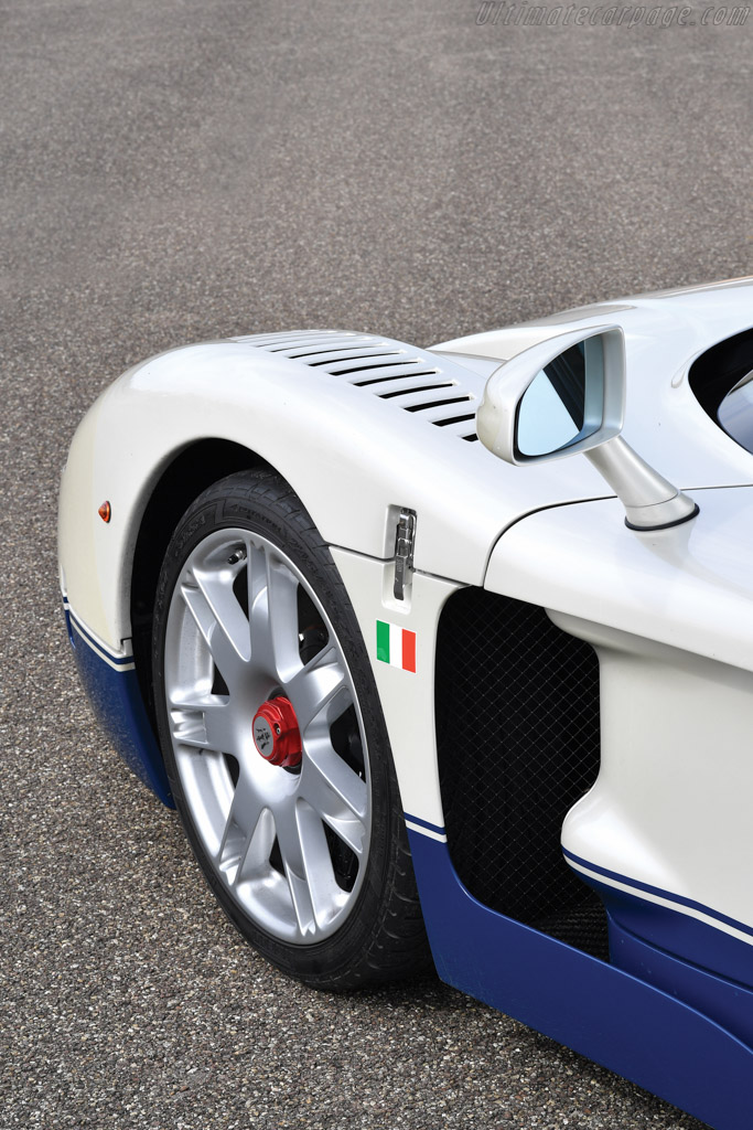 Maserati MC12 Stradale