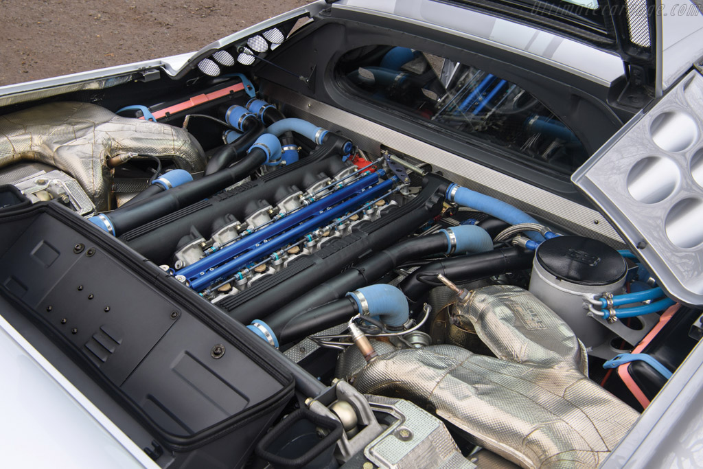 Bugatti EB 110 SS
