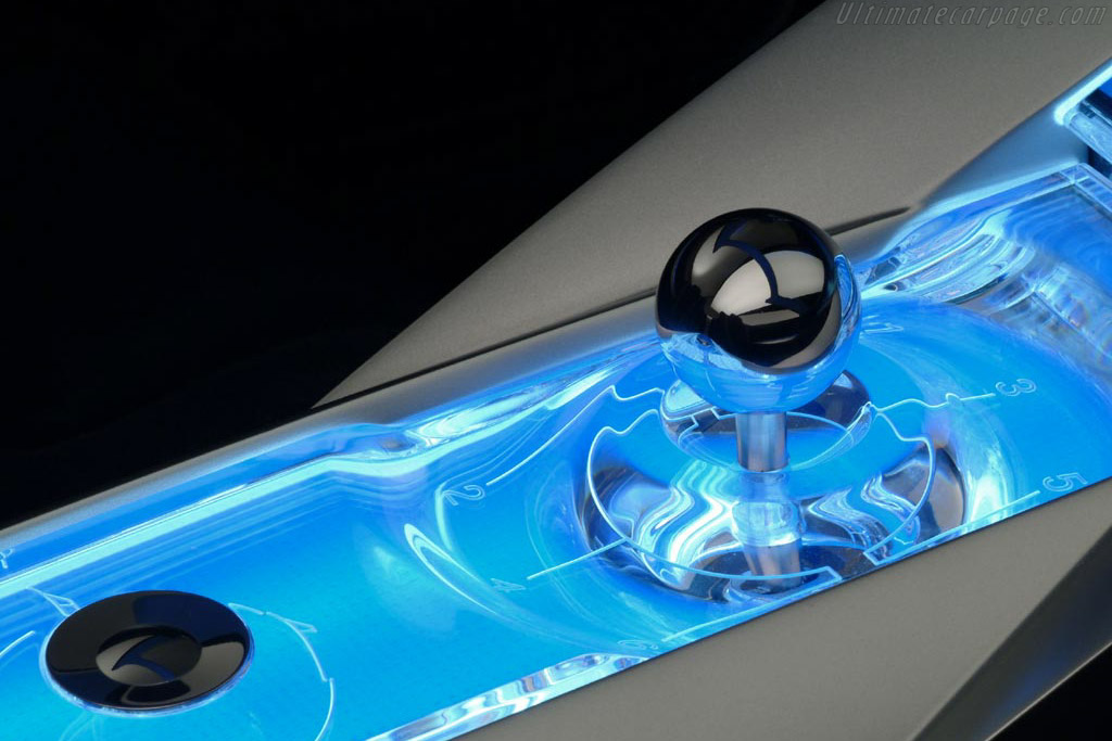 Lexus LF-C