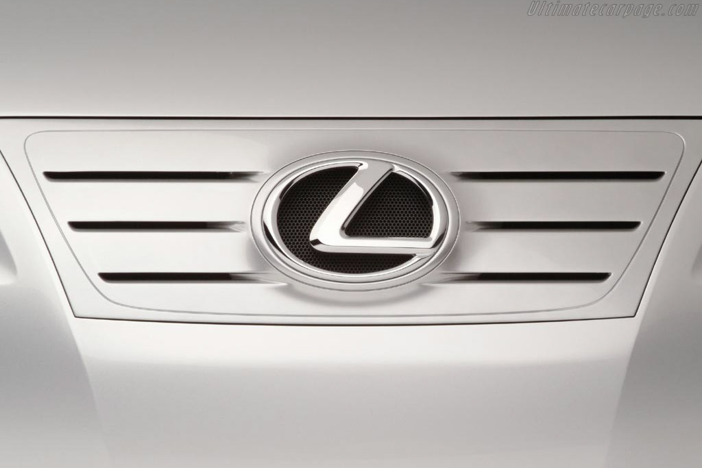Lexus LF-C