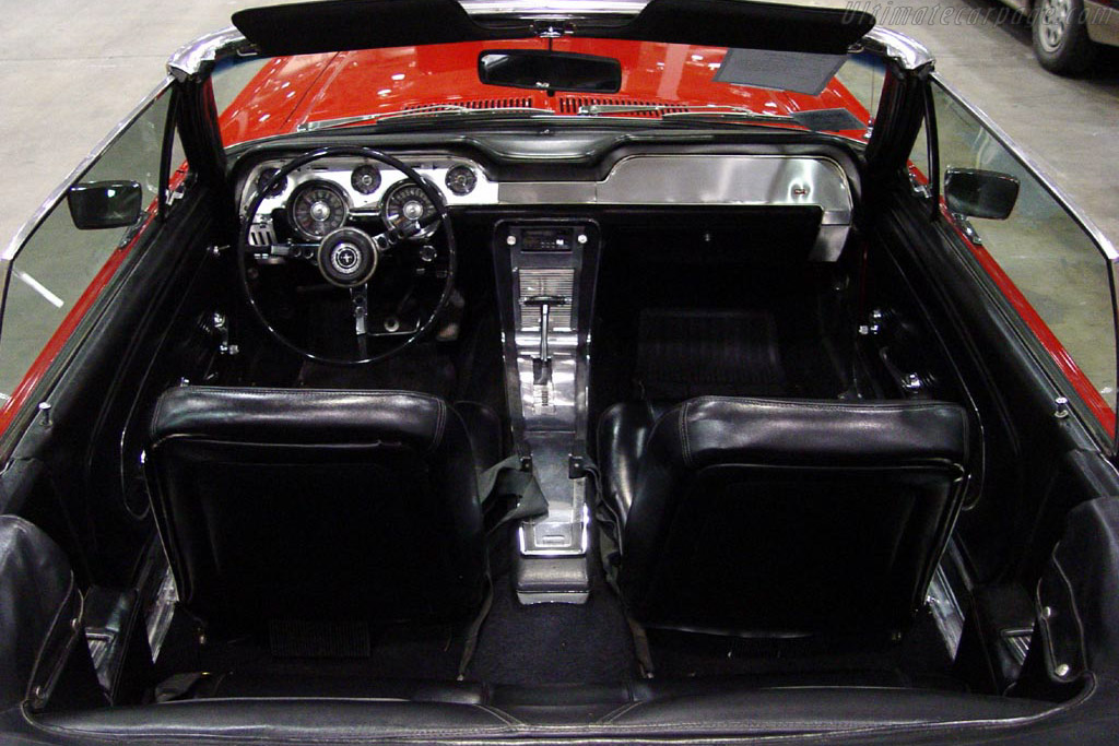 Ford Mustang GT Convertible