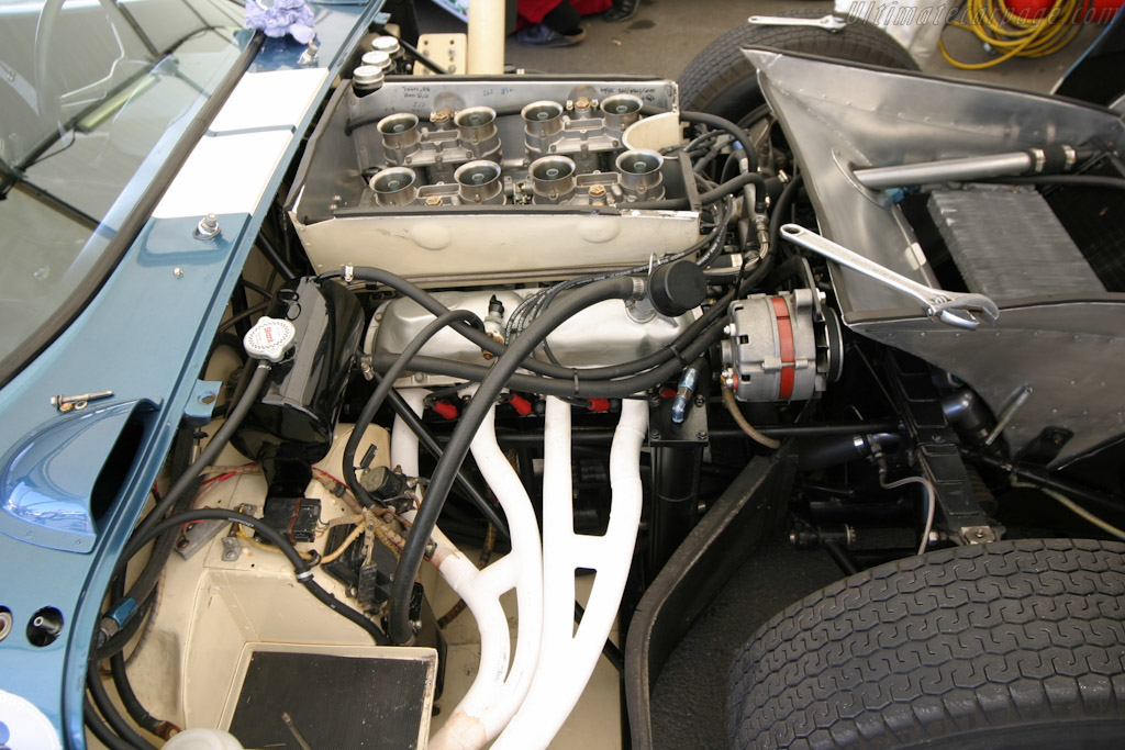 AC Shelby Cobra Daytona Coupe - Chassis: CSX2299  - 2004 Le Mans Classic