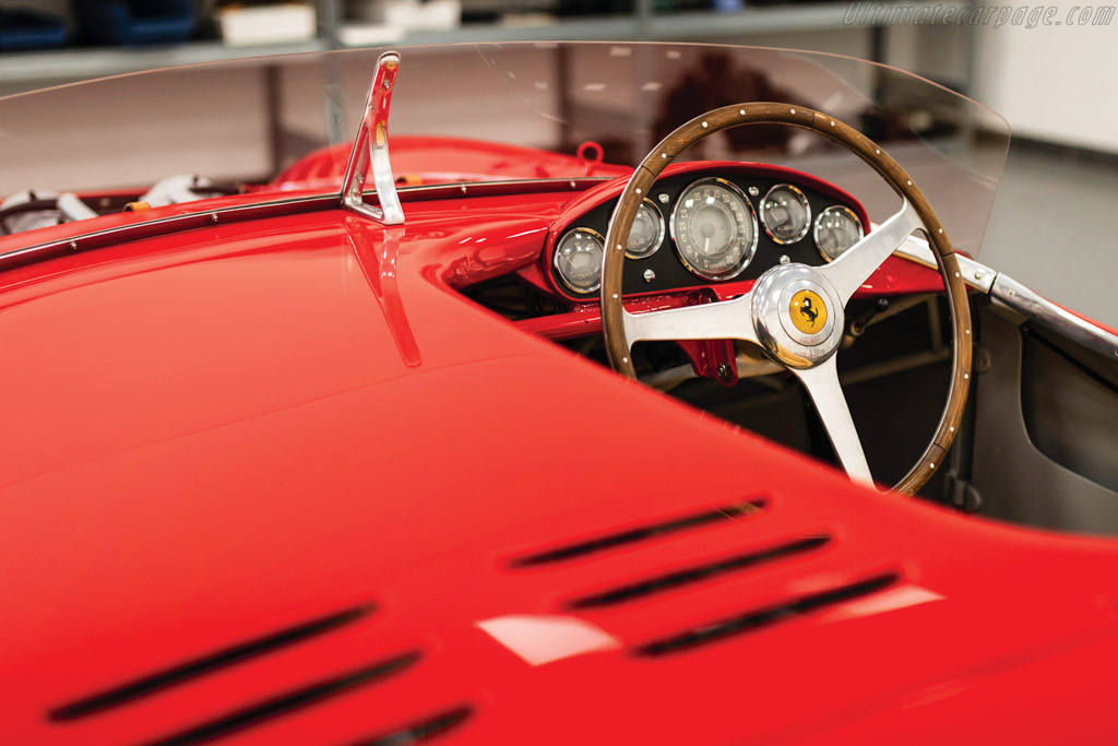 Ferrari 500 Mondial Pinin Farina Spyder