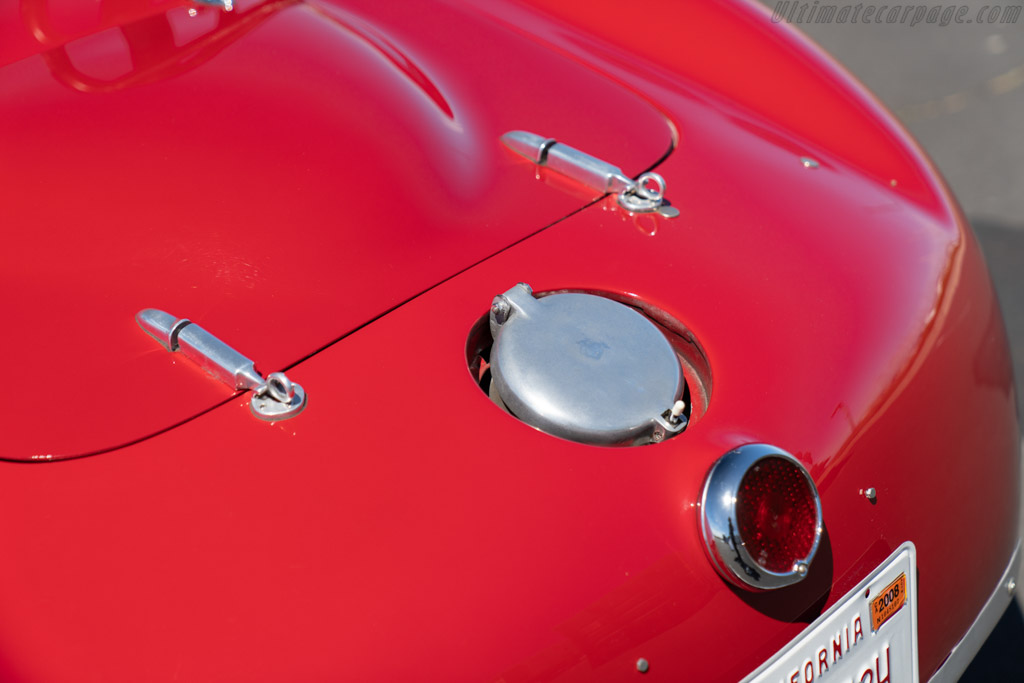 Ferrari 500 Mondial Pinin Farina Spyder