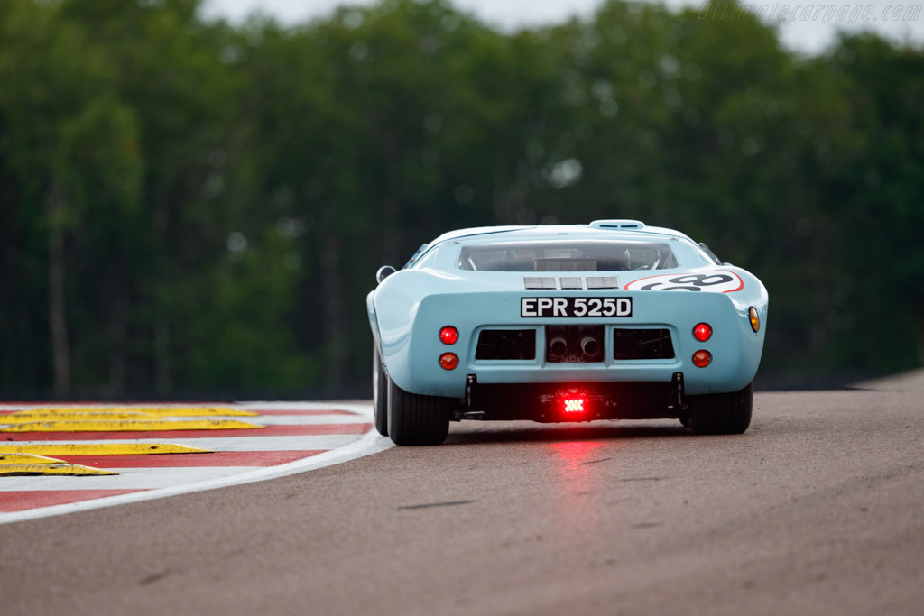 Ford GT40 - Chassis: GT40P/1017  - 2021 Grand Prix de l'Age d'Or