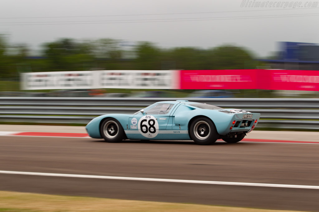 Ford GT40 - Chassis: GT40P/1017  - 2021 Grand Prix de l'Age d'Or