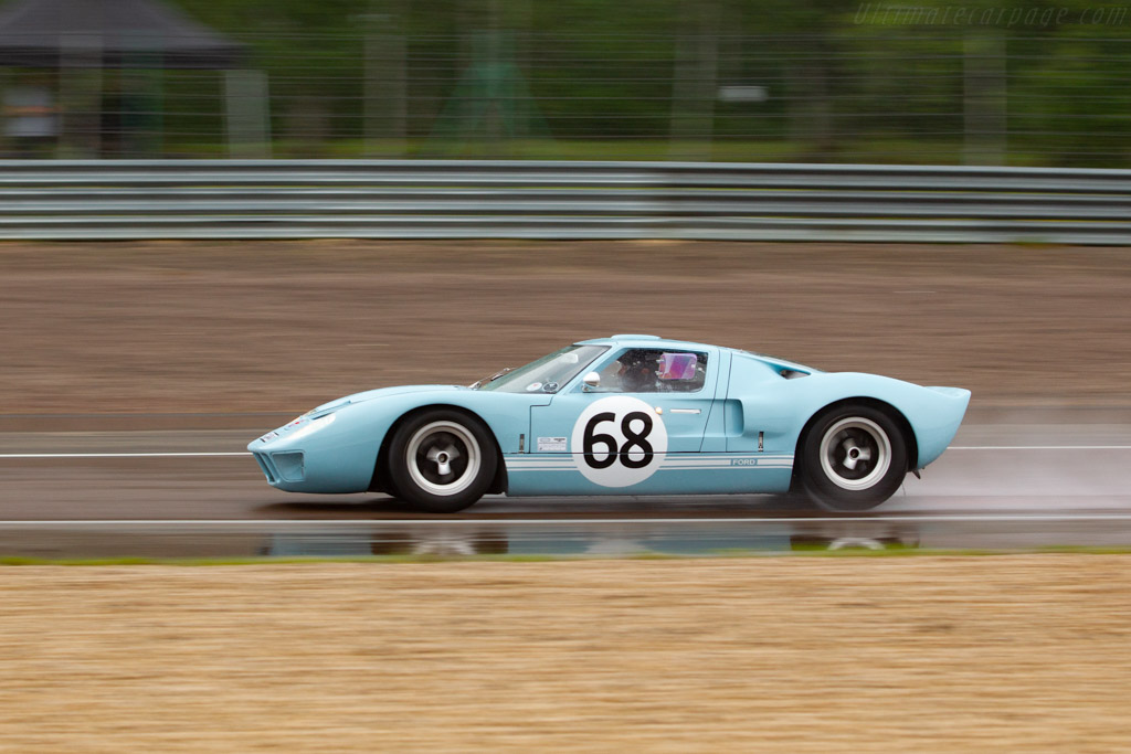 Ford GT40 - Chassis: GT40P/1017  - 2021 Grand Prix de l'Age d'Or