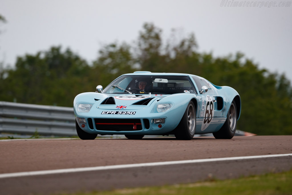 Ford GT40 - Chassis: GT40P/1017  - 2021 Grand Prix de l'Age d'Or