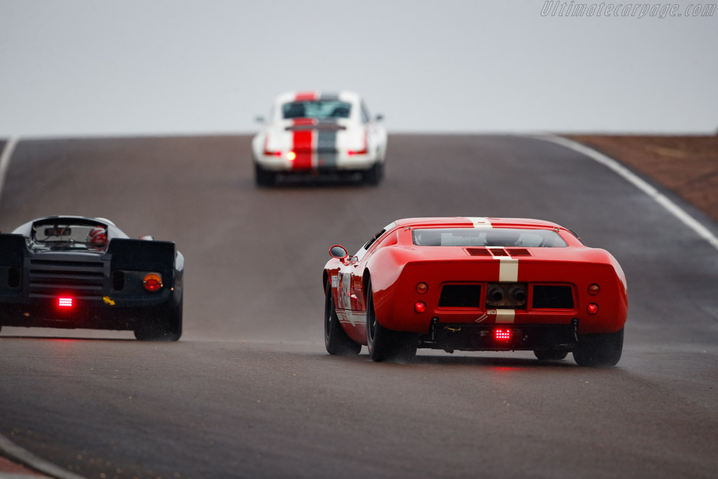 Ford GT40 - Chassis: GT40P/1022  - 2022 Grand Prix de l'Age d'Or