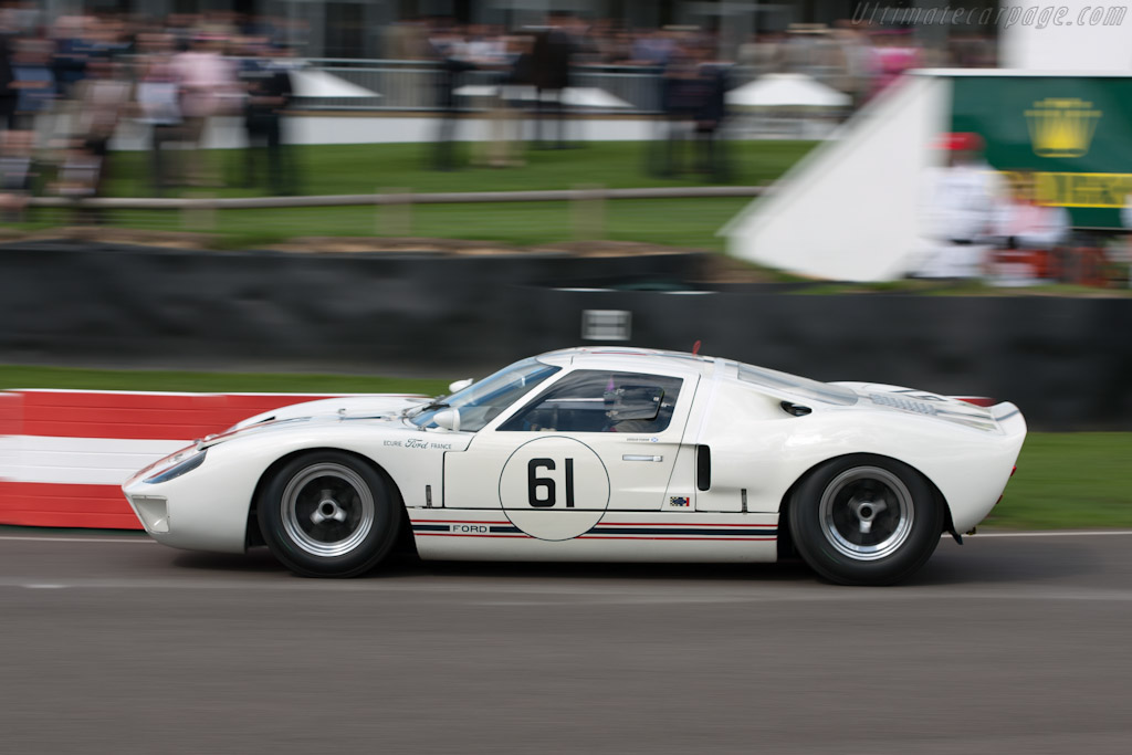 Ford GT40 - Chassis: GT40P/1003  - 2010 Goodwood Revival
