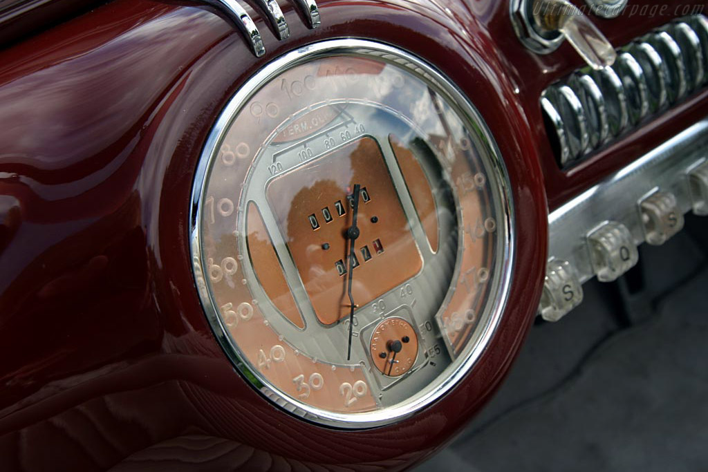Alfa Romeo 6C 2500 S Stabilimenti Farina Cabriolet - Chassis: 915339  - 2004 European Concours d'Elegance