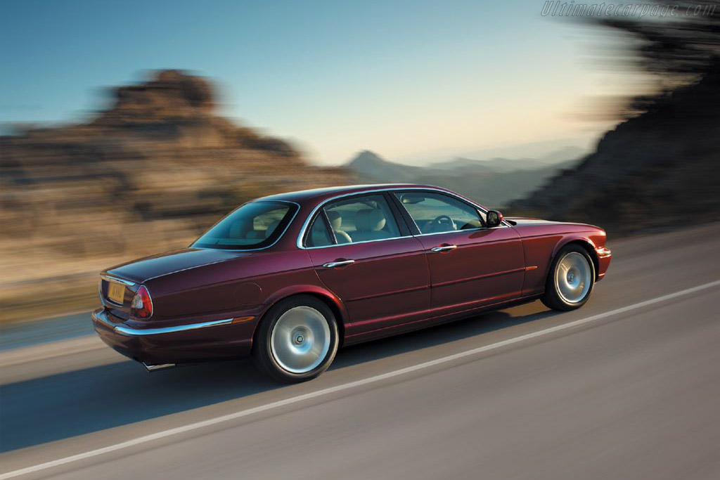 Jaguar XJ6