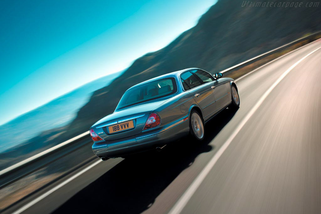 Jaguar XJ6