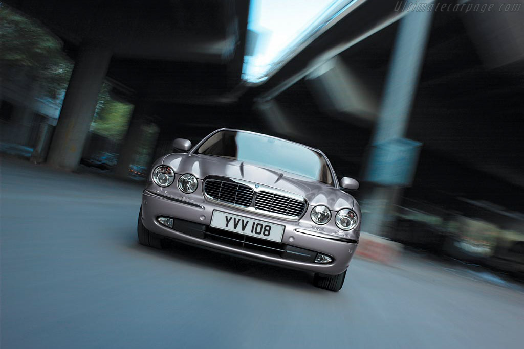 Jaguar XJ6