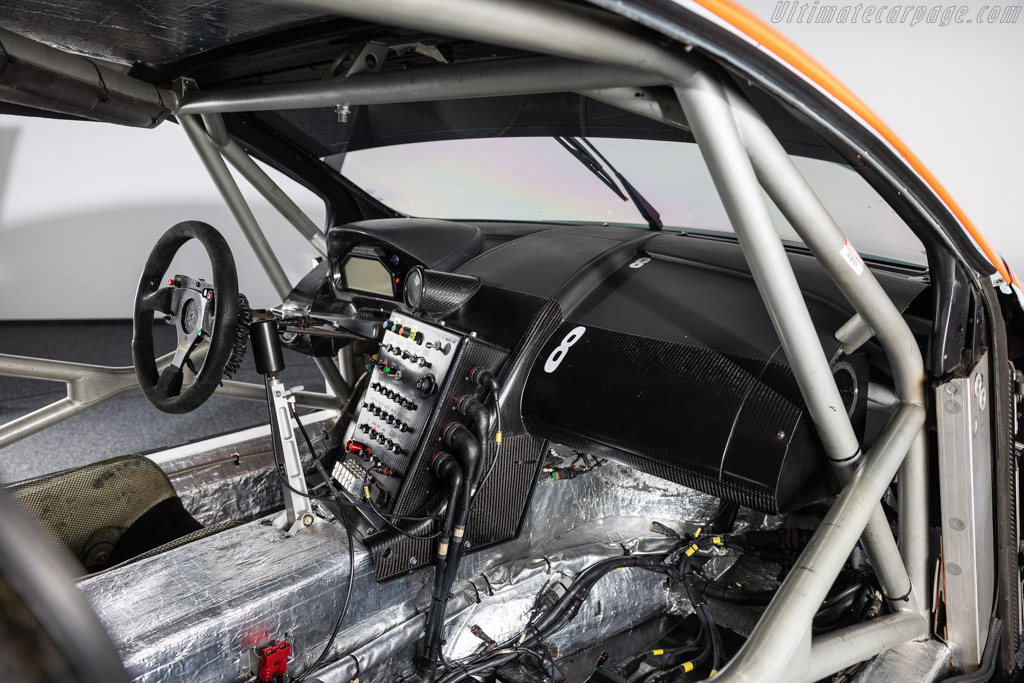 Aston Martin DBR9