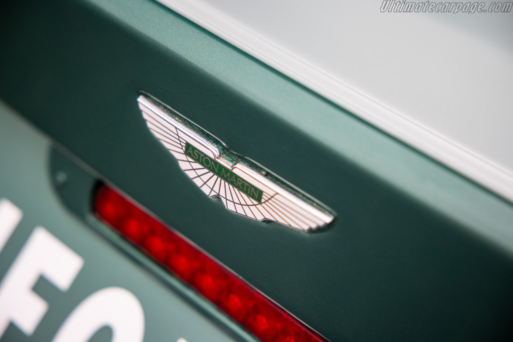 Aston Martin DBR9