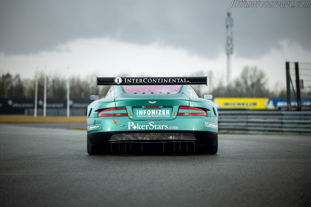 Aston Martin DBR9