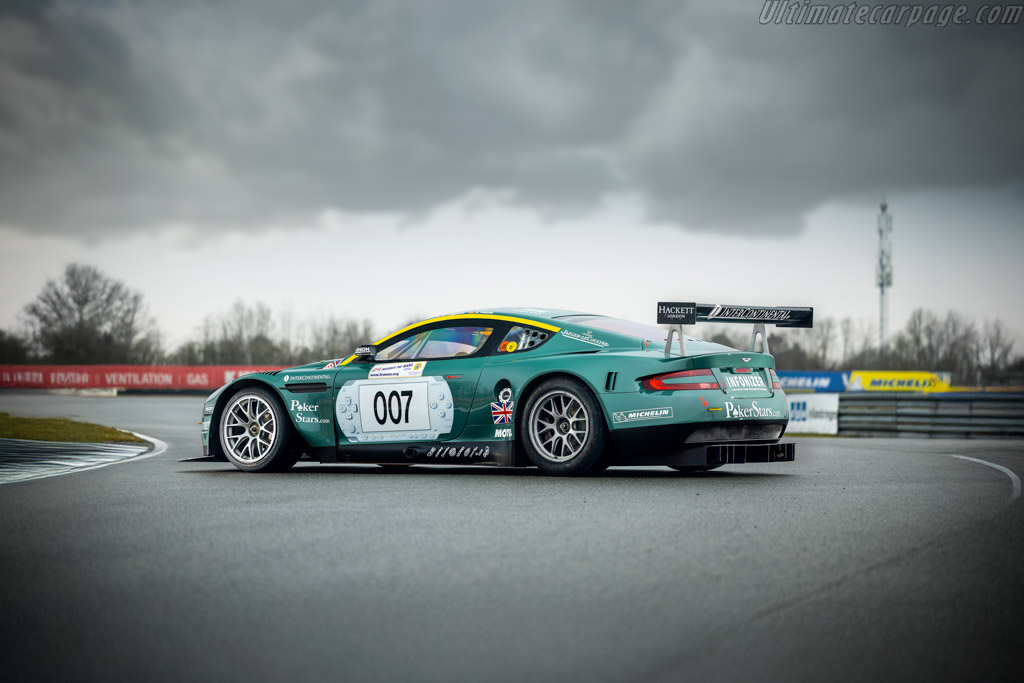 Aston Martin DBR9