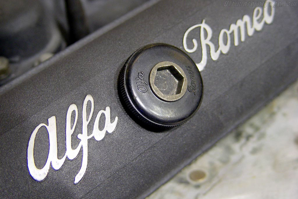 Alfa Romeo 2000 Sportiva Coupe - Chassis: AR1900S 00003  - 2004 Retromobile