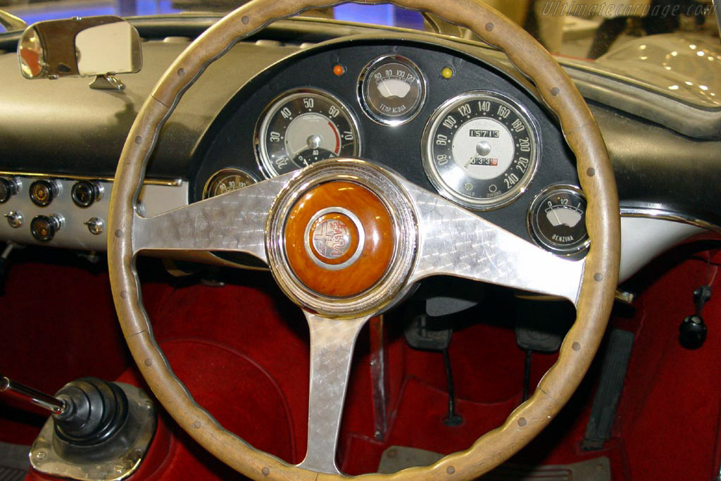 Alfa Romeo 2000 Sportiva Coupe - Chassis: AR1900S 00003  - 2004 Retromobile