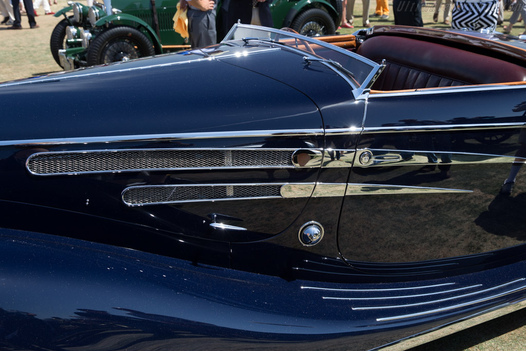 Bugatti Type 57 C Vanvooren Cabriolet - Chassis: 57808  - 2015 Pebble Beach Concours d'Elegance