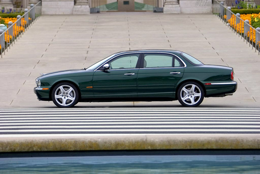 Jaguar XJ Super V8