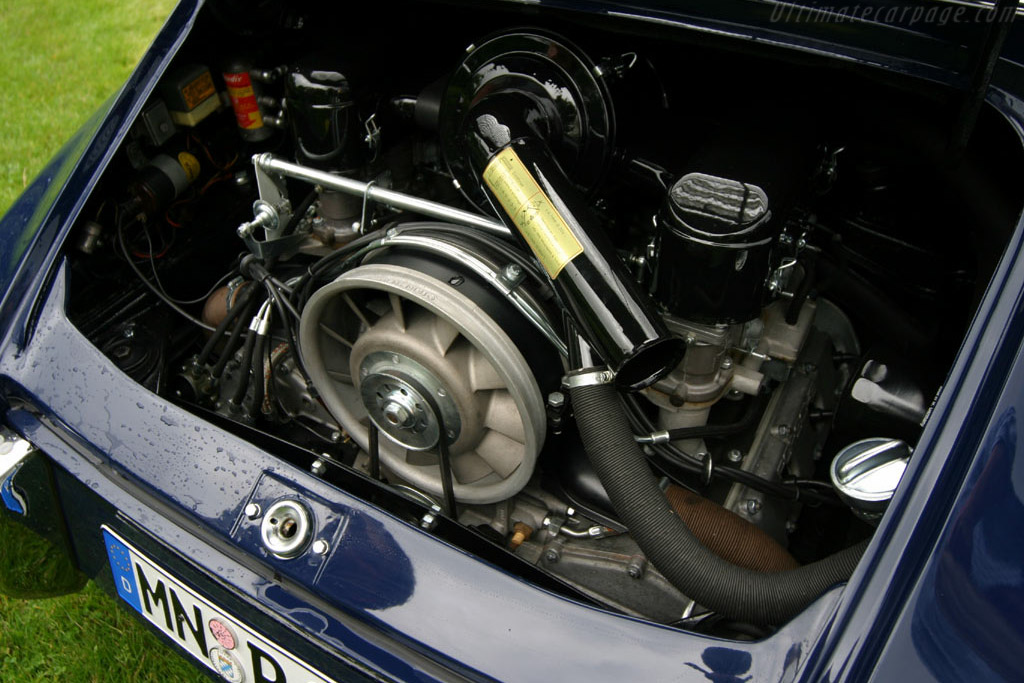 Porsche 901 - Chassis: 300037  - 2004 European Concours d'Elegance