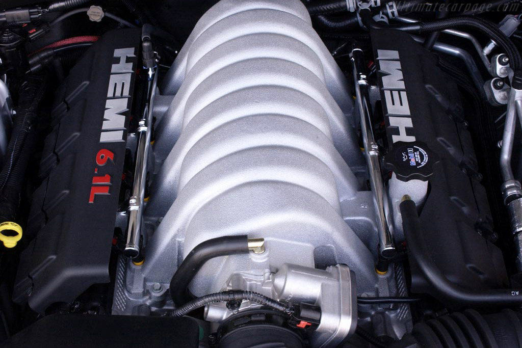 Chrysler 300C SRT-8