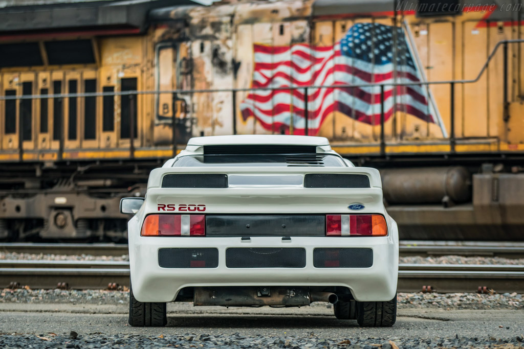 Ford RS200