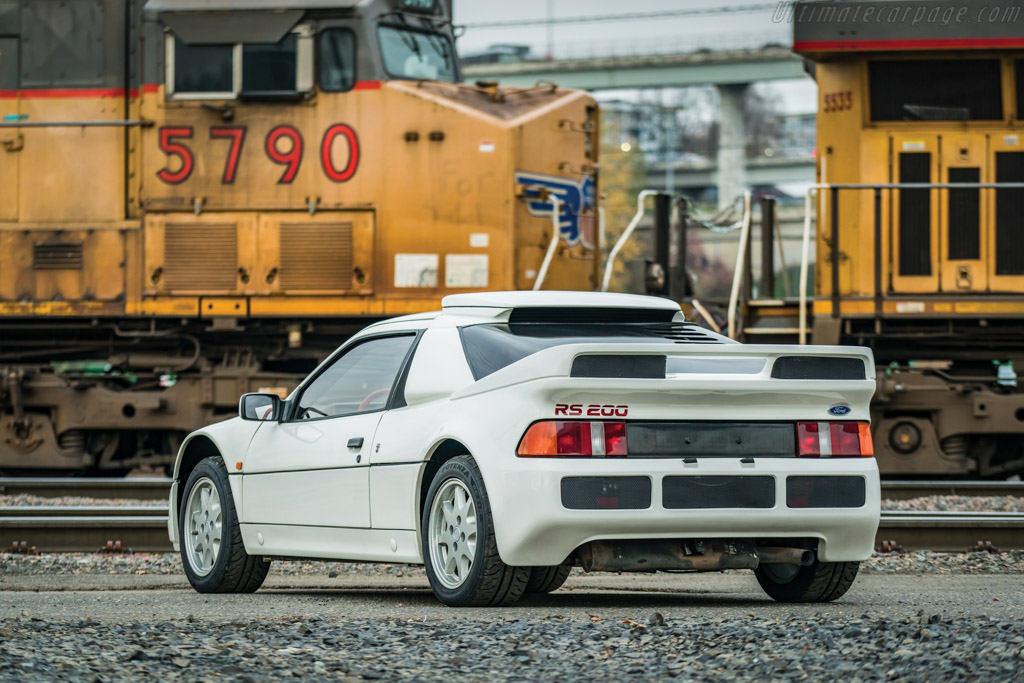Ford RS200