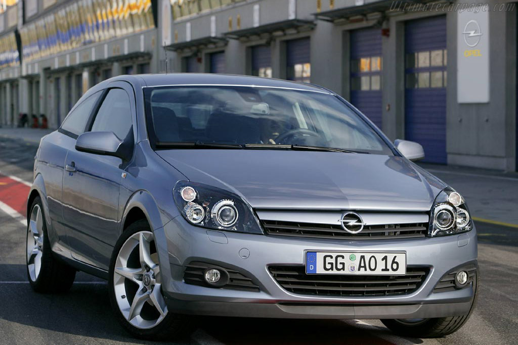Opel Astra GTC